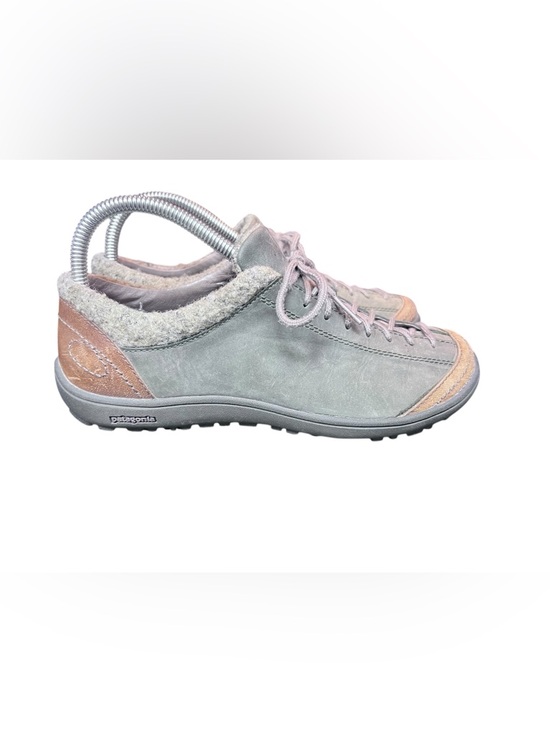 Patagonia Shoes - Patagonia Women's Hiking Shoes. Women's Size 7. Green Gray